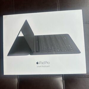 Apple iPad Pro Smart Keyboard (12.9-Inch) - 1st/2nd Gen Model Number MJYR2LL/A
